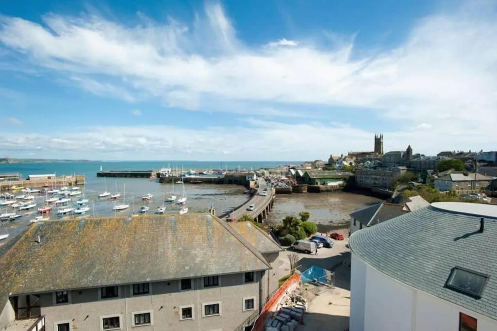 Spacious 2 Bedroom Apartment Near Seafront Penzance Kültér fotó