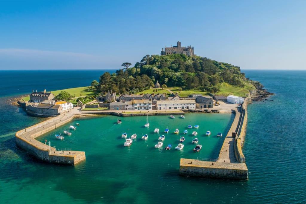 Spacious 2 Bedroom Apartment Near Seafront Penzance Kültér fotó