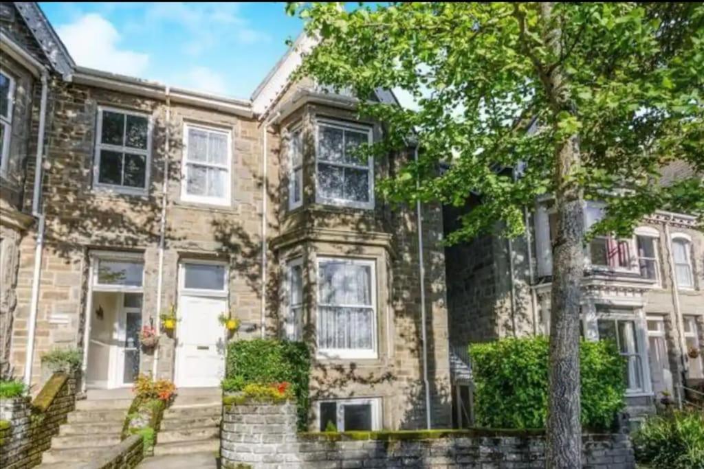 Spacious 2 Bedroom Apartment Near Seafront Penzance Kültér fotó